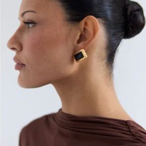 Heaven Mayhem - Archer Rectangle Stud Earrings